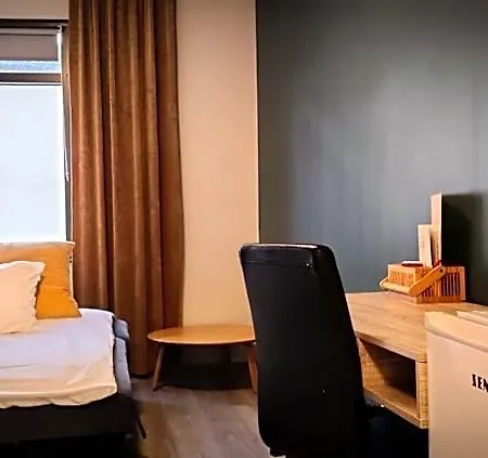 Hotel Hotell Molde 3*